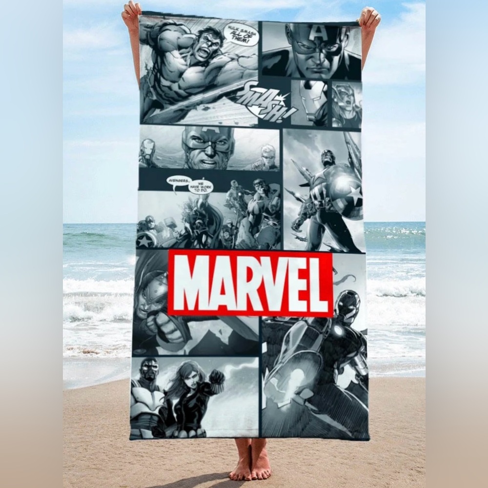 Marvel Avengers Beach Towel black & white